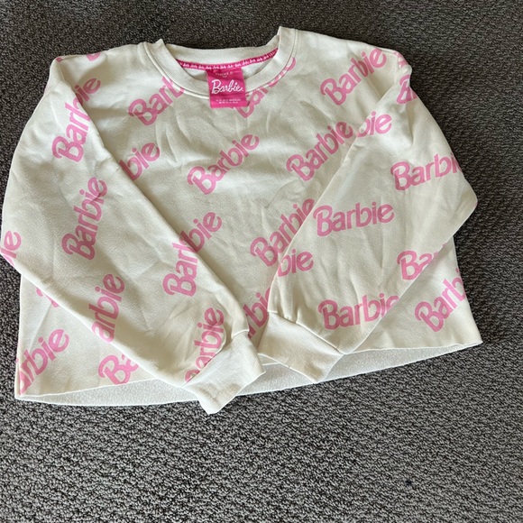 Barbie cropped sweatshirt, forever 21, plus size 2x, fits like an XL - Picture 1 of 4
